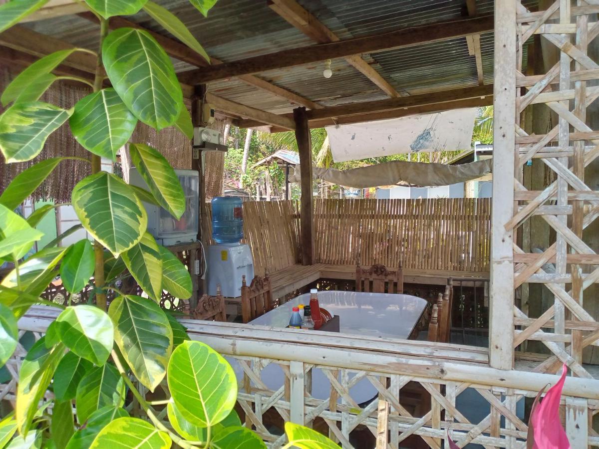 Junjals Backpackers Chalet Bohol Exterior photo